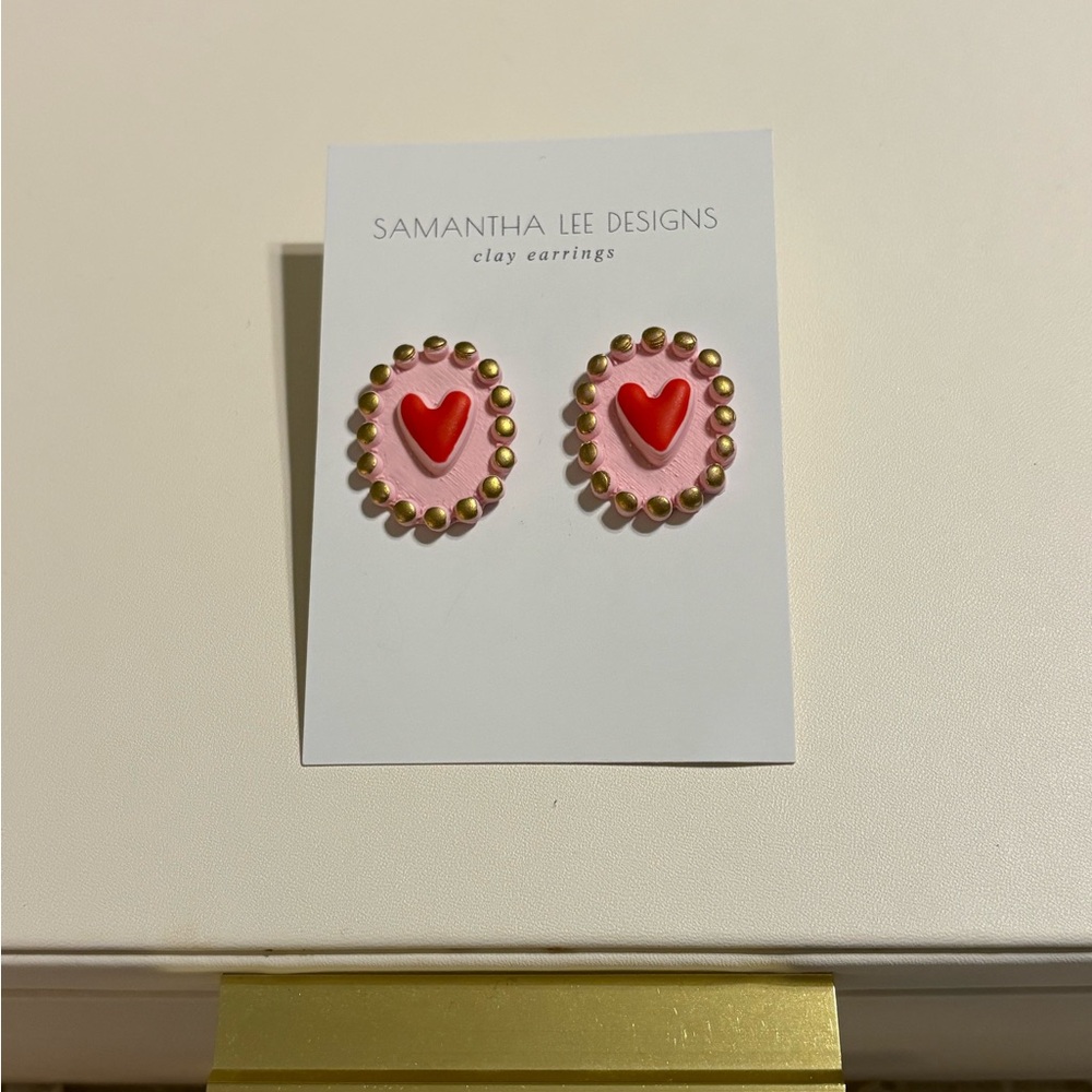 BRAND NEW Valentines Pink and Red Heart Earrings